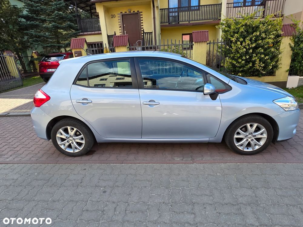 Toyota Auris 1.6 Valvematic Executive - 5