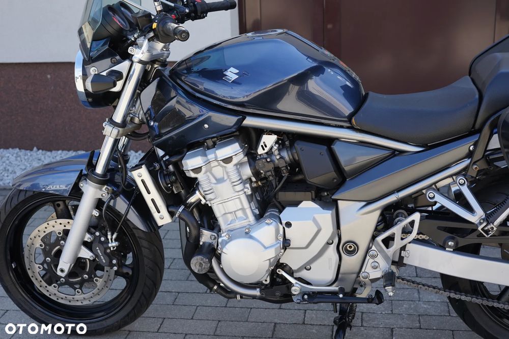 Suzuki Bandit - 28
