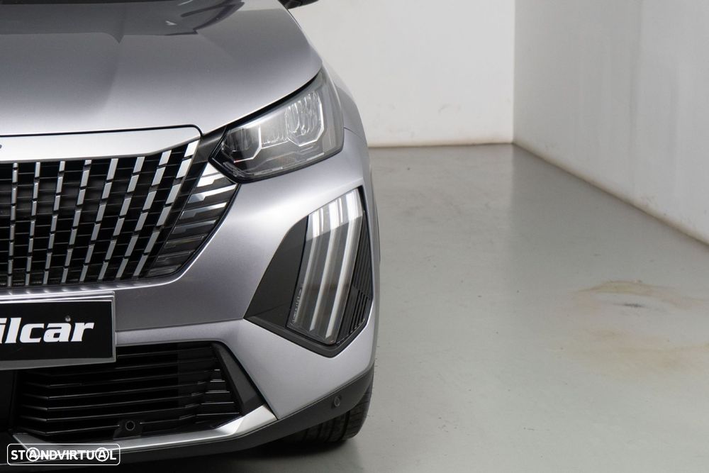 Peugeot 2008 1.2 Allure - 17