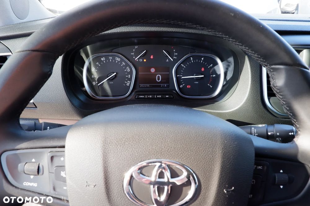 Toyota Proace Verso - 17