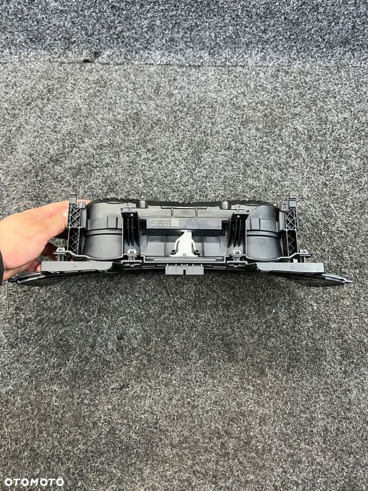 vw golf VII licznik zegary 5G1920741C - 12