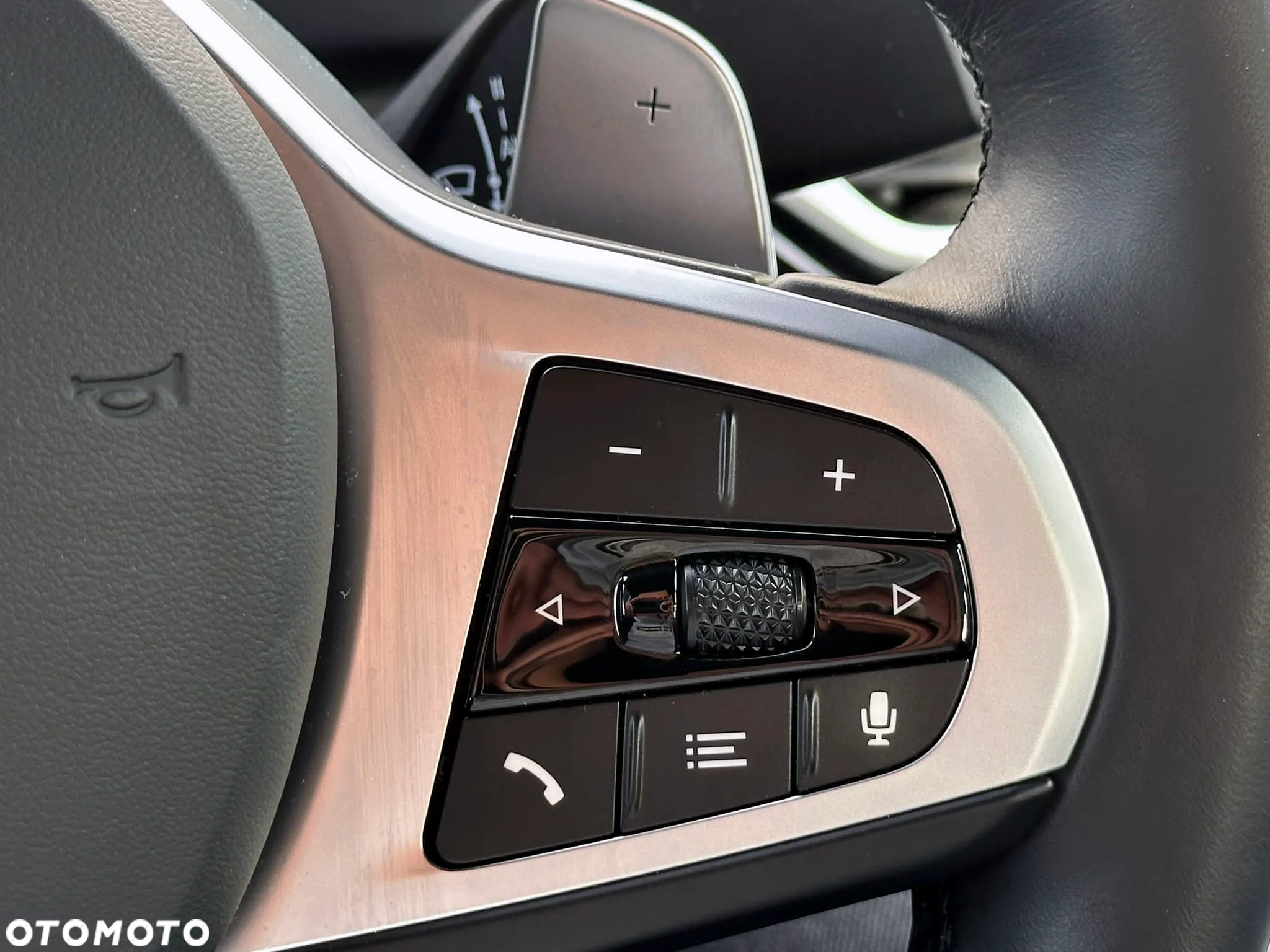 BMW Seria 3 318i M Sport - 19