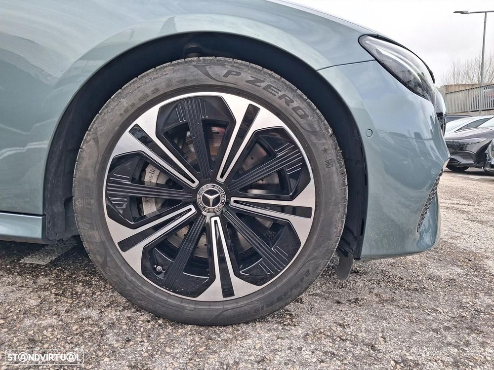 Mercedes-Benz E 300 de Avantgarde - 4