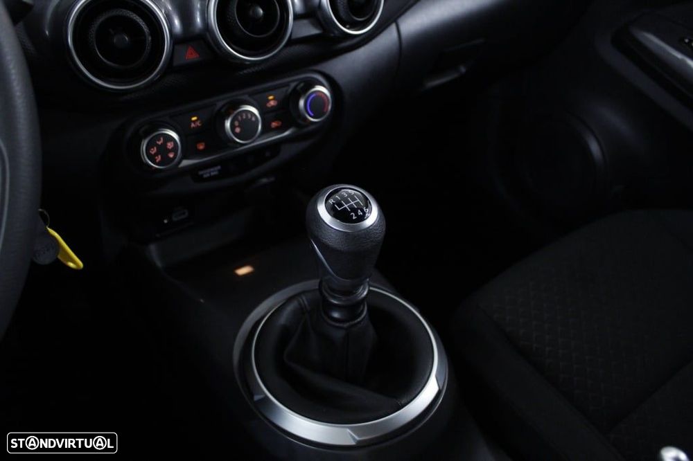 Nissan Juke 1.0 DIG-T Acenta - 31