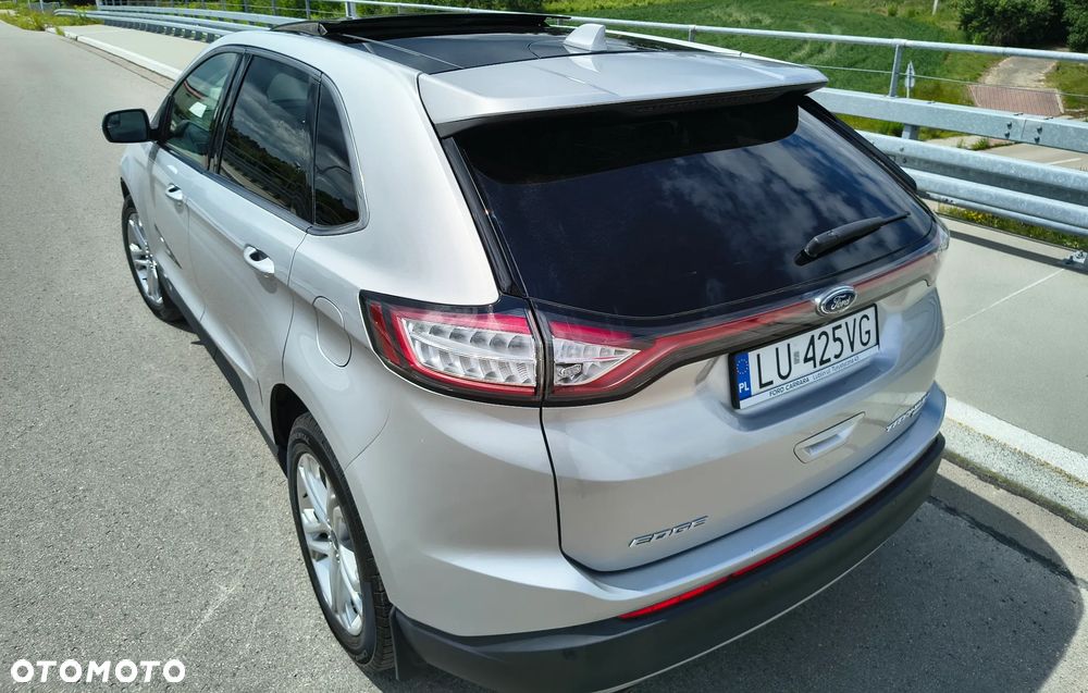 Ford Edge - 8