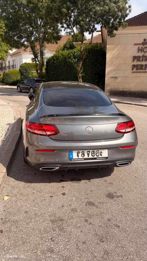 Mercedes-Benz C 220 d AMG Line - 2