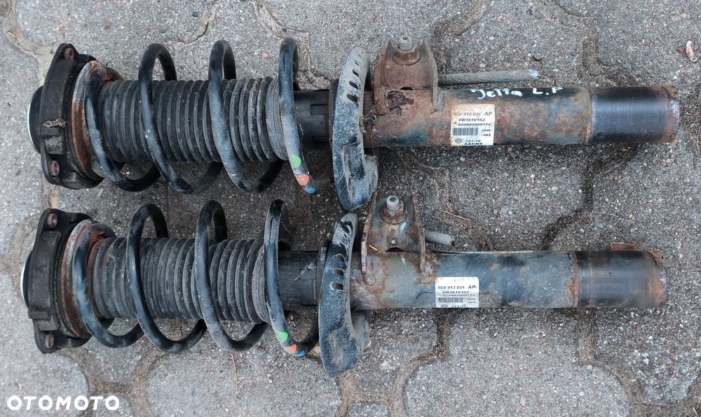 Jetta VI amortyzator 1,2TSI stan bdb Golf 2010-18r Volkswagen - 1