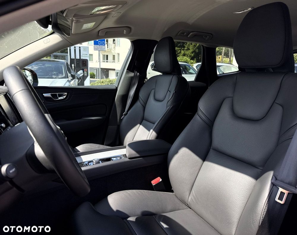 Volvo XC 60 - 22