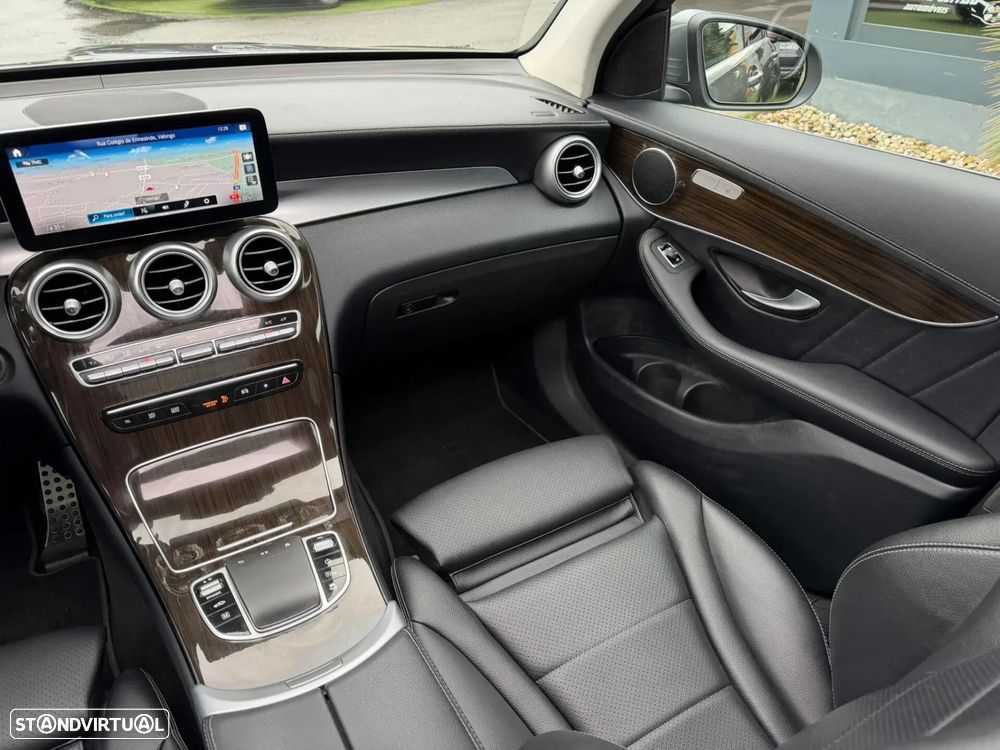 Mercedes-Benz GLC 300 e 4Matic - 28