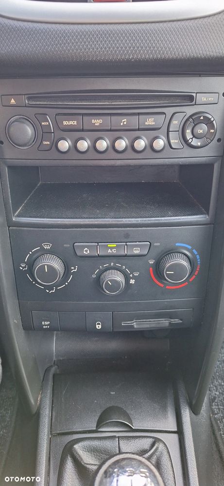 Peugeot 207 75 Millesim 200 - 8