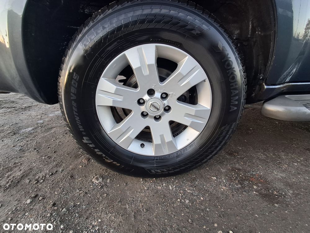 Nissan Pathfinder 2.5 DCi Comfort / XE - 12