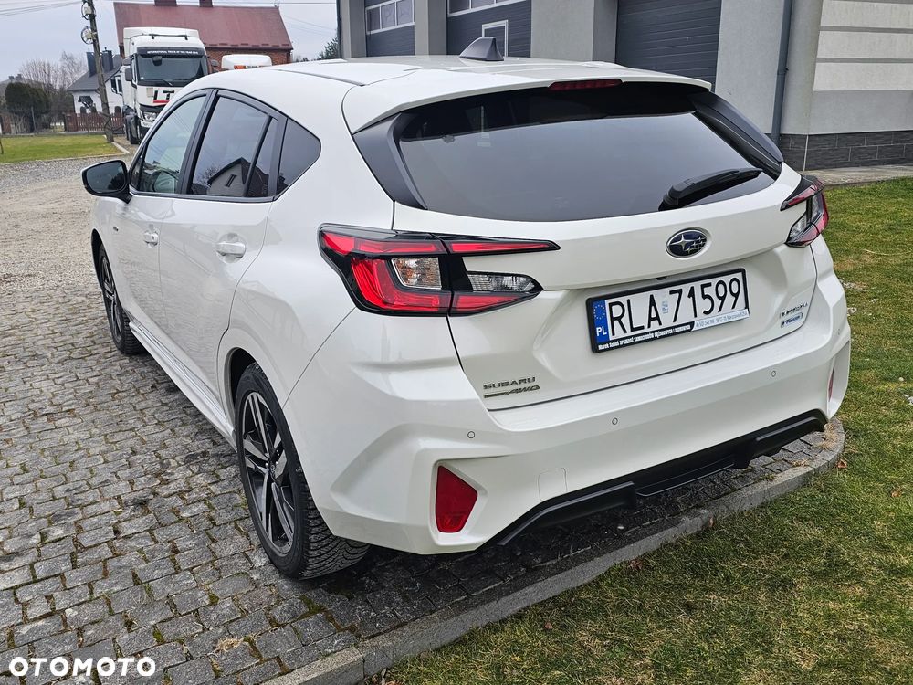 Subaru Impreza 2.0i Lineartronic Sport - 4