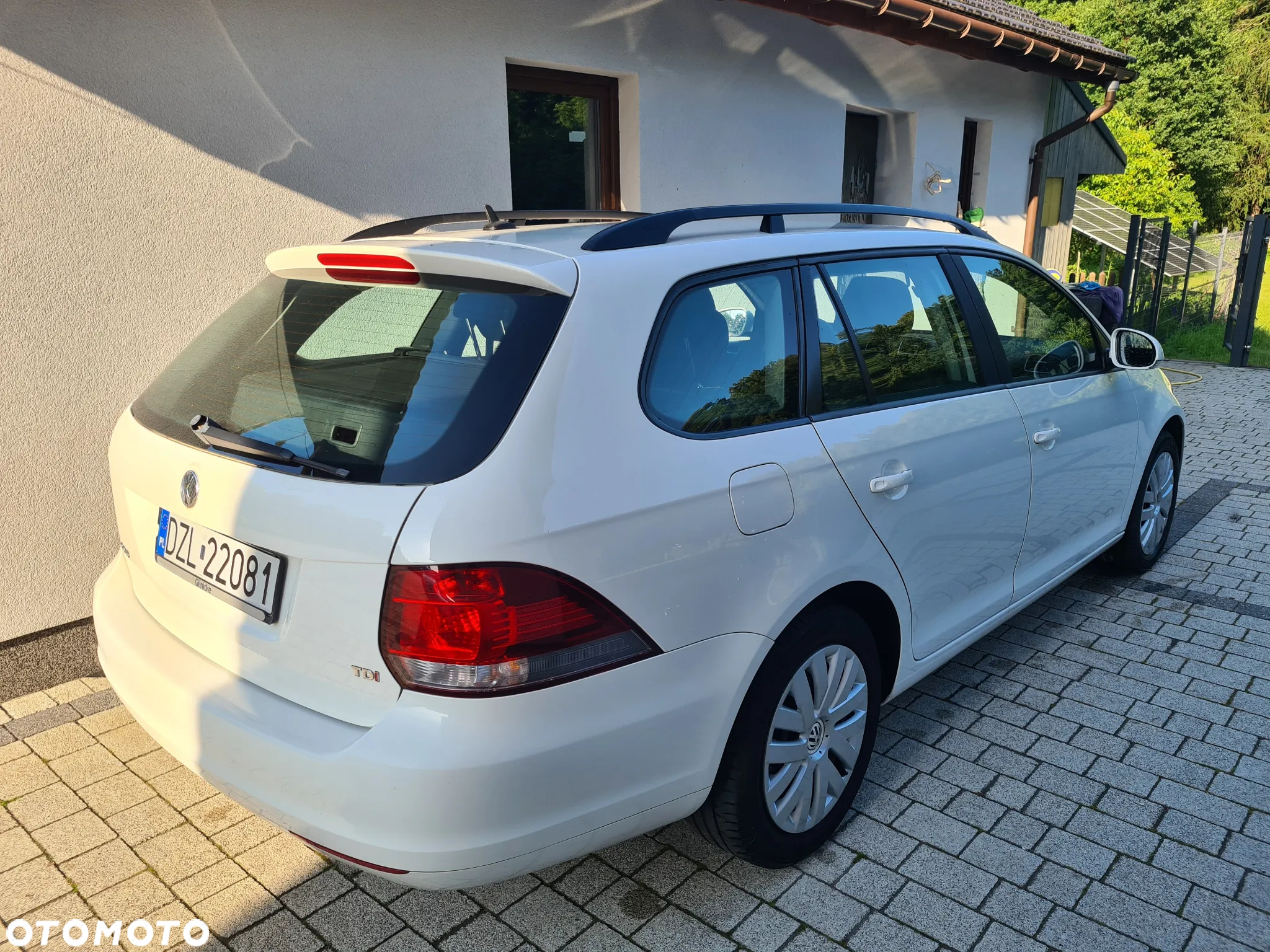 Volkswagen Golf 1.6 TDI DPF Trendline - 8