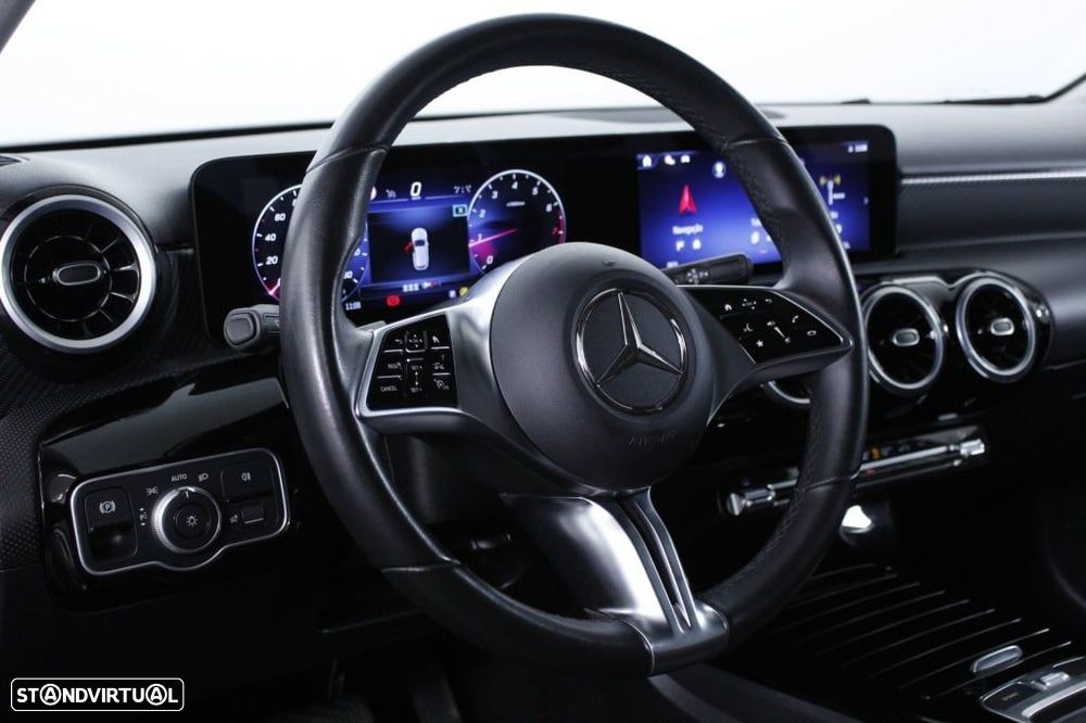 Mercedes-Benz A 200 - 23
