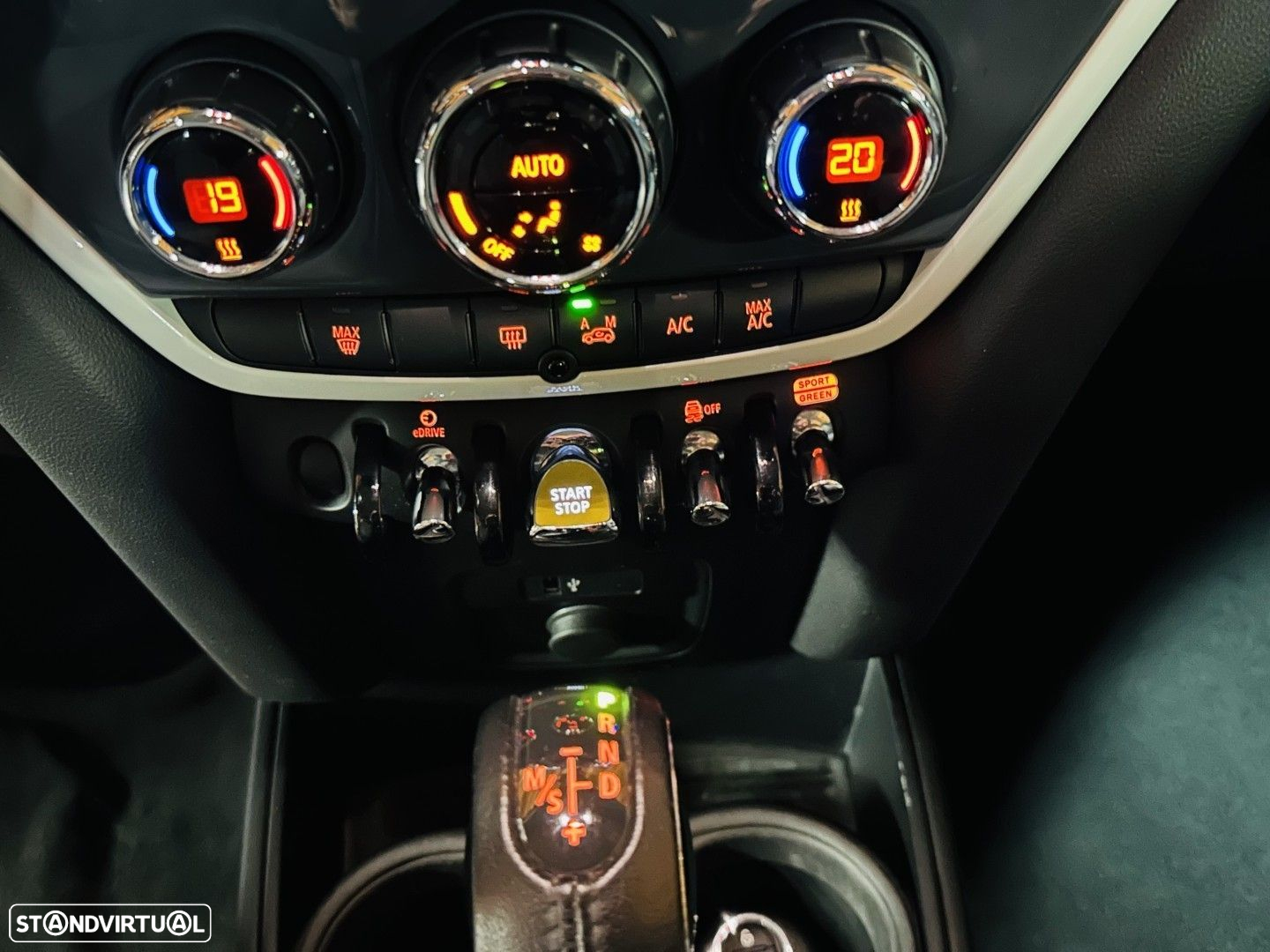MINI Countryman Cooper SE ALL4 Auto - 19