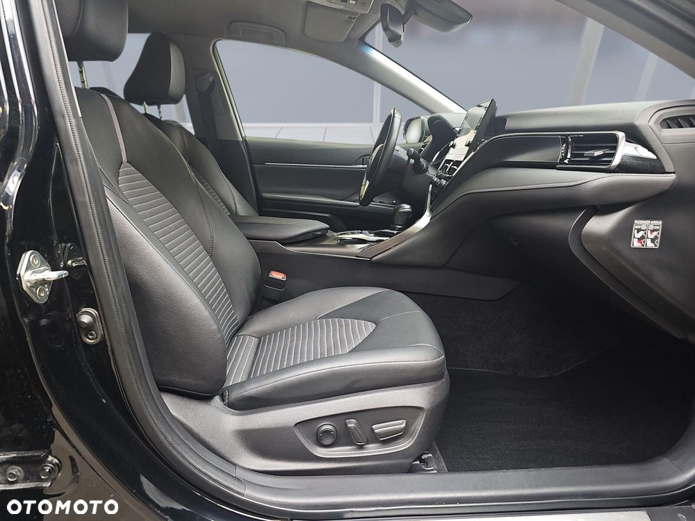 Toyota Camry 2.5 Hybrid Prestige CVT - 10