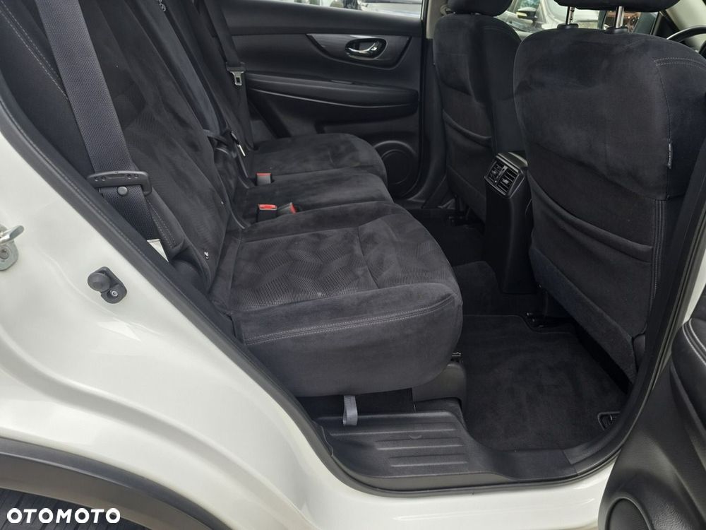 Nissan X-Trail 1.6 DIG-T Tekna 2WD 7os - 11