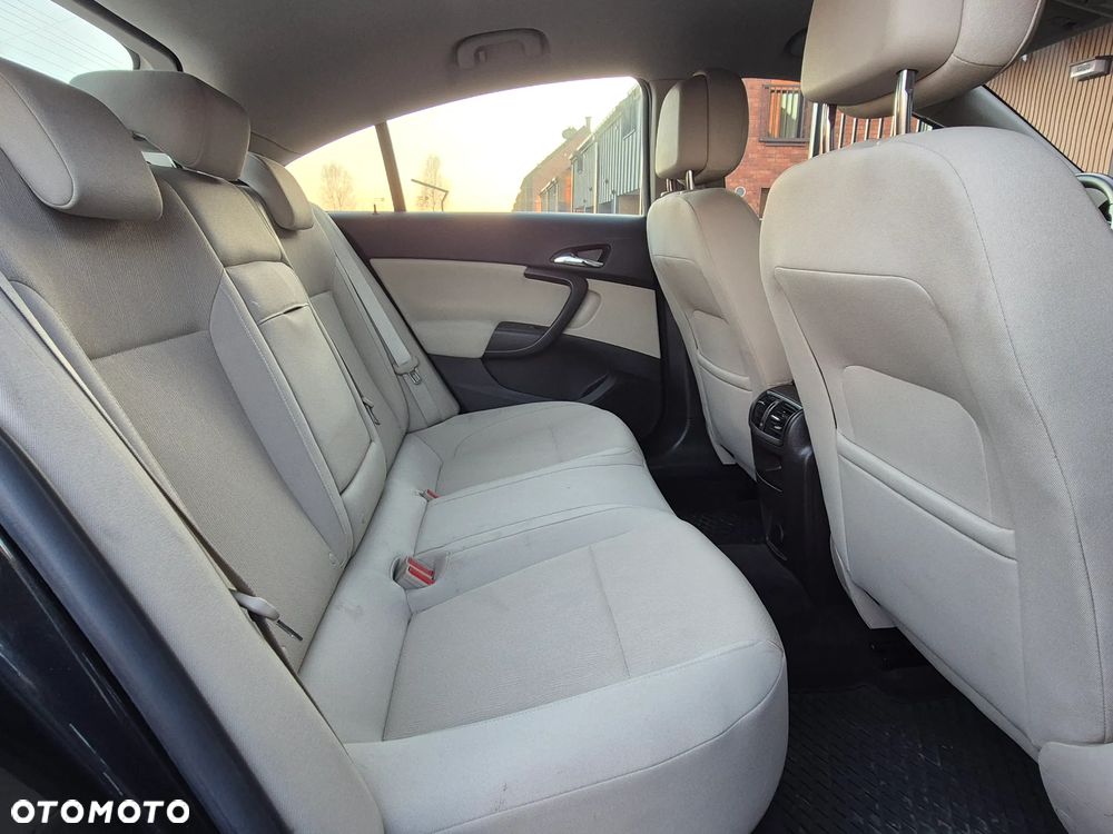 Opel Insignia 1.4 T Elegance S&S - 9