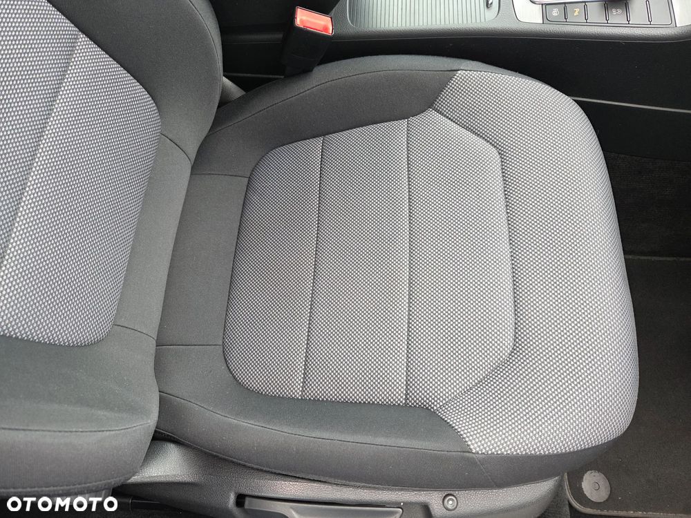 Volkswagen Passat 1.4 TSI BlueMotion Technology Highline - 18