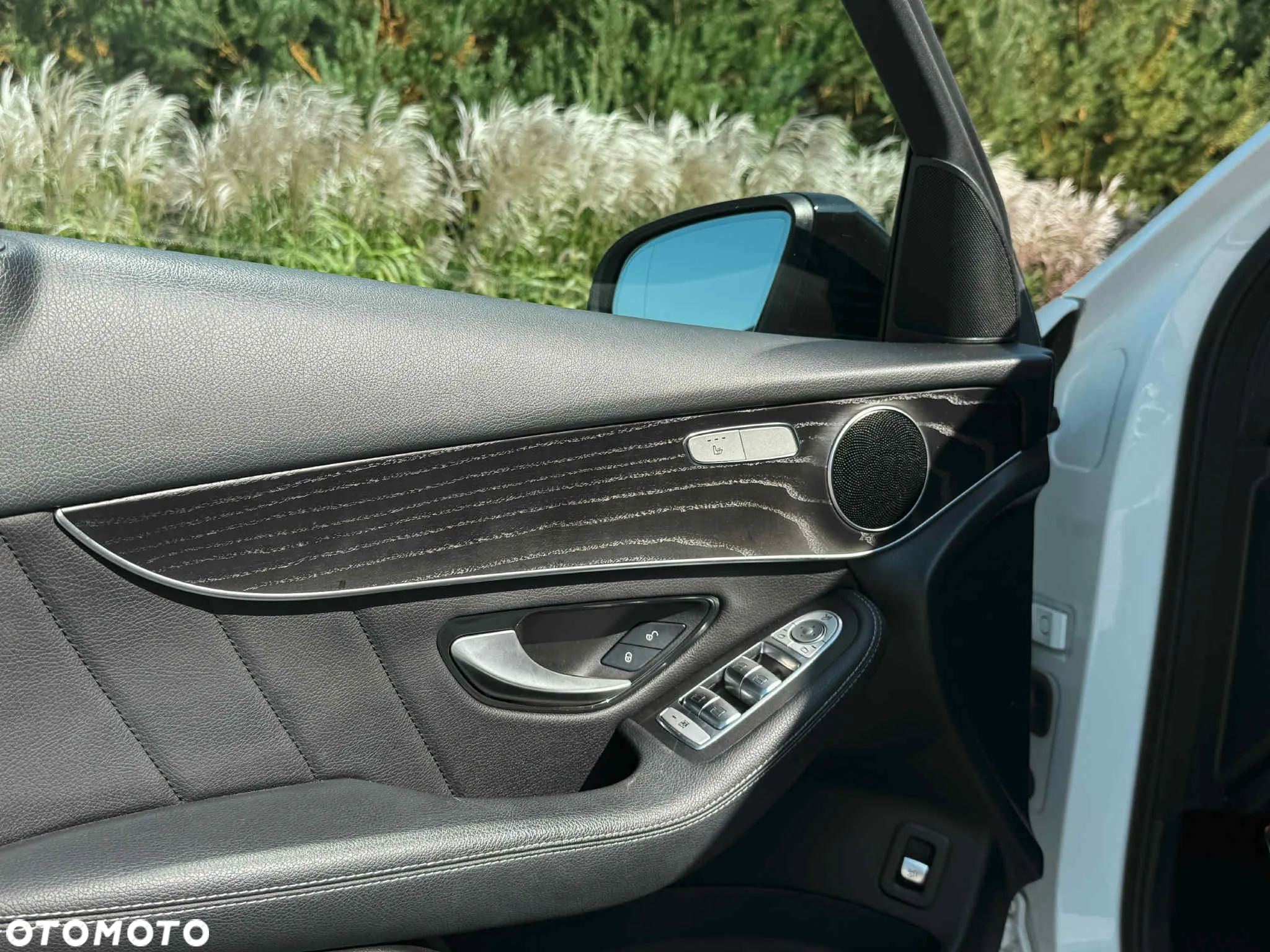 Mercedes-Benz GLC - 13