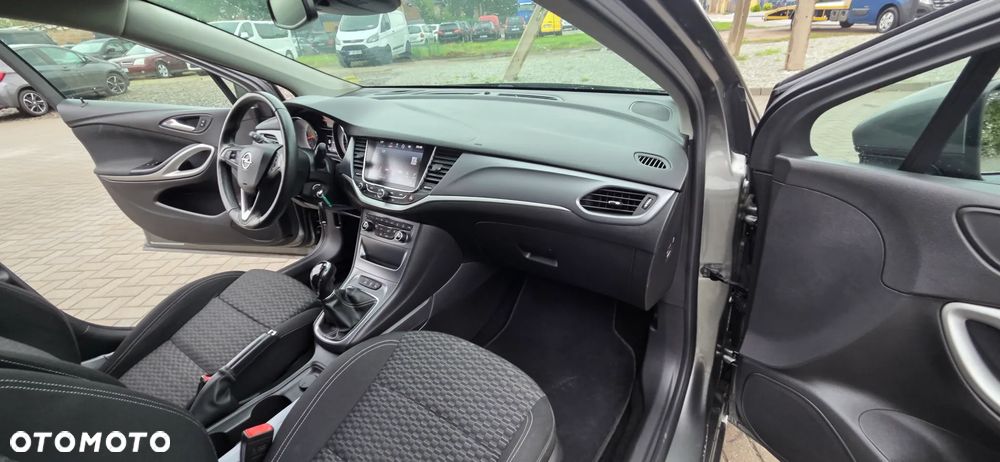 Opel Astra 1.4 Turbo Innovation - 38