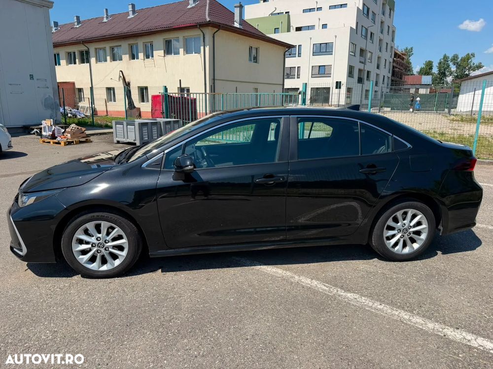 Toyota Corolla 1.8 HSD Business - 7