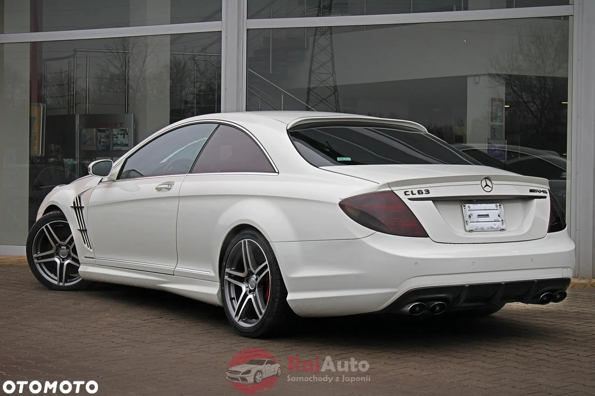Mercedes-Benz CL 63 AMG 7G-TRONIC - 8