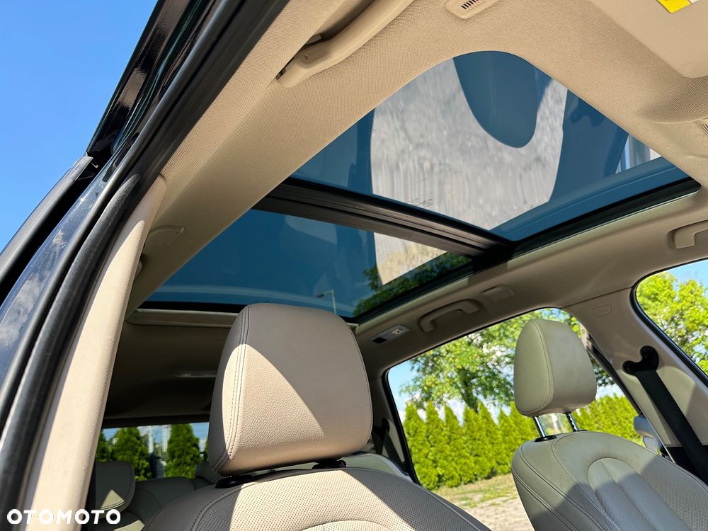 BMW Seria 2 220d - 16