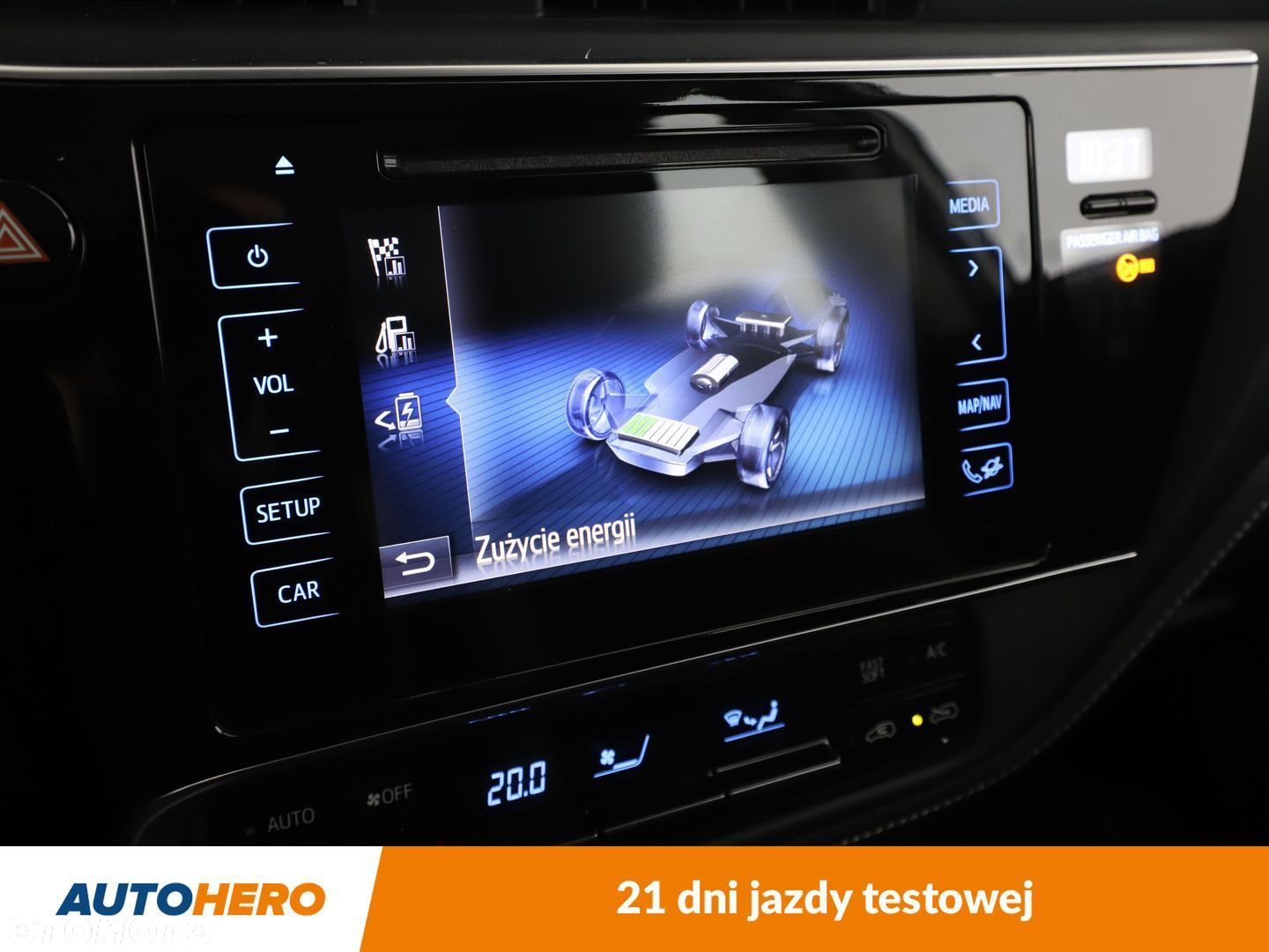 Toyota Auris - 22