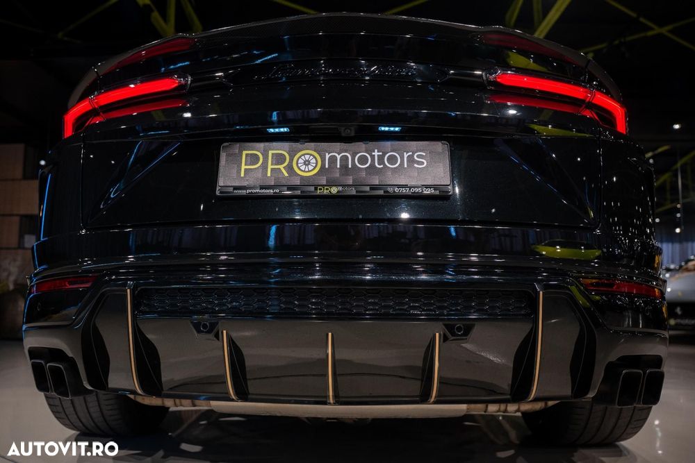 Lamborghini URUS - 25