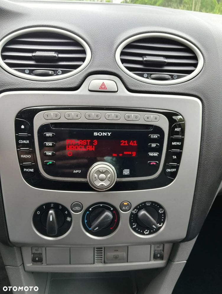 Ford Focus - 26