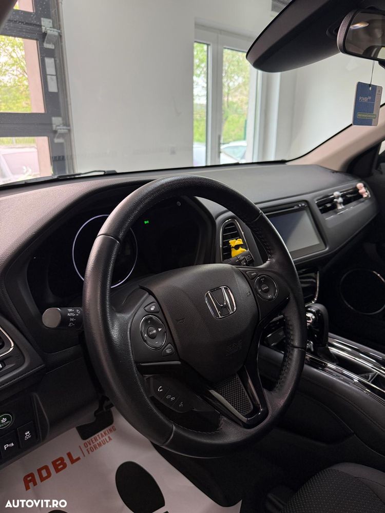 Honda HR-V 1.5 i-VTEC 4x2 CVT Elegance - 6