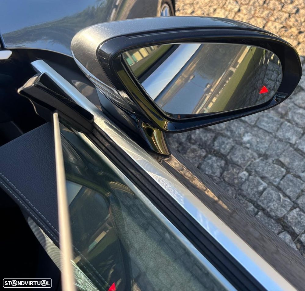Mercedes-Benz E 220 d AMG Line — fotografia 29