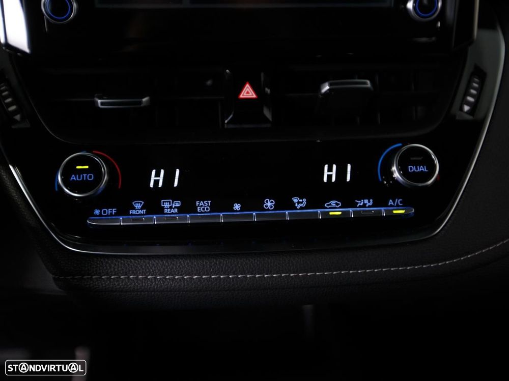 Toyota Corolla Touring Sports 1.8 Hybrid Comfort - 17