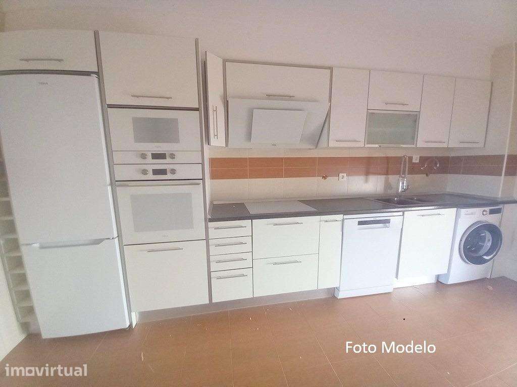 Apartamento T2 Central Remodelado - Grande imagem: 4/32