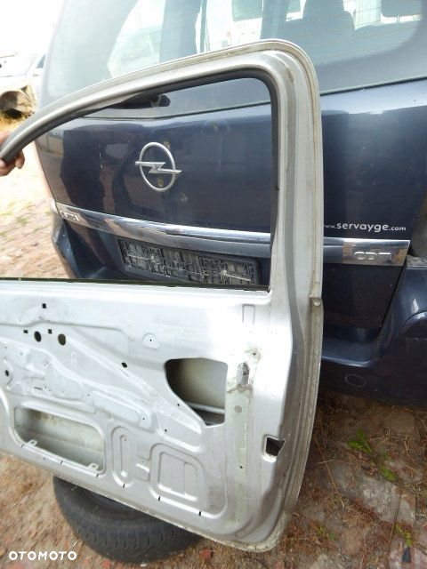 CORSA C 00-06 DRZWI PRZÓD PRAWE LISTWA Z147 HB 3D - 11