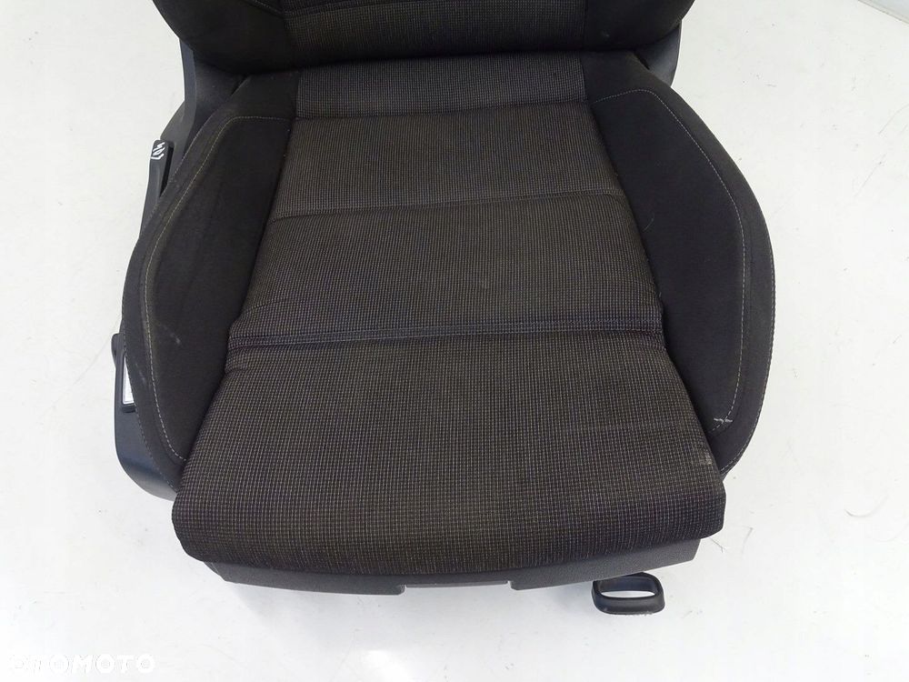 FOTEL PRAWY PRZÓD PRZEDNI PASAŻERA VW PASSAT B8 3G SEDAN / KOMBI MATERIAŁ - 4