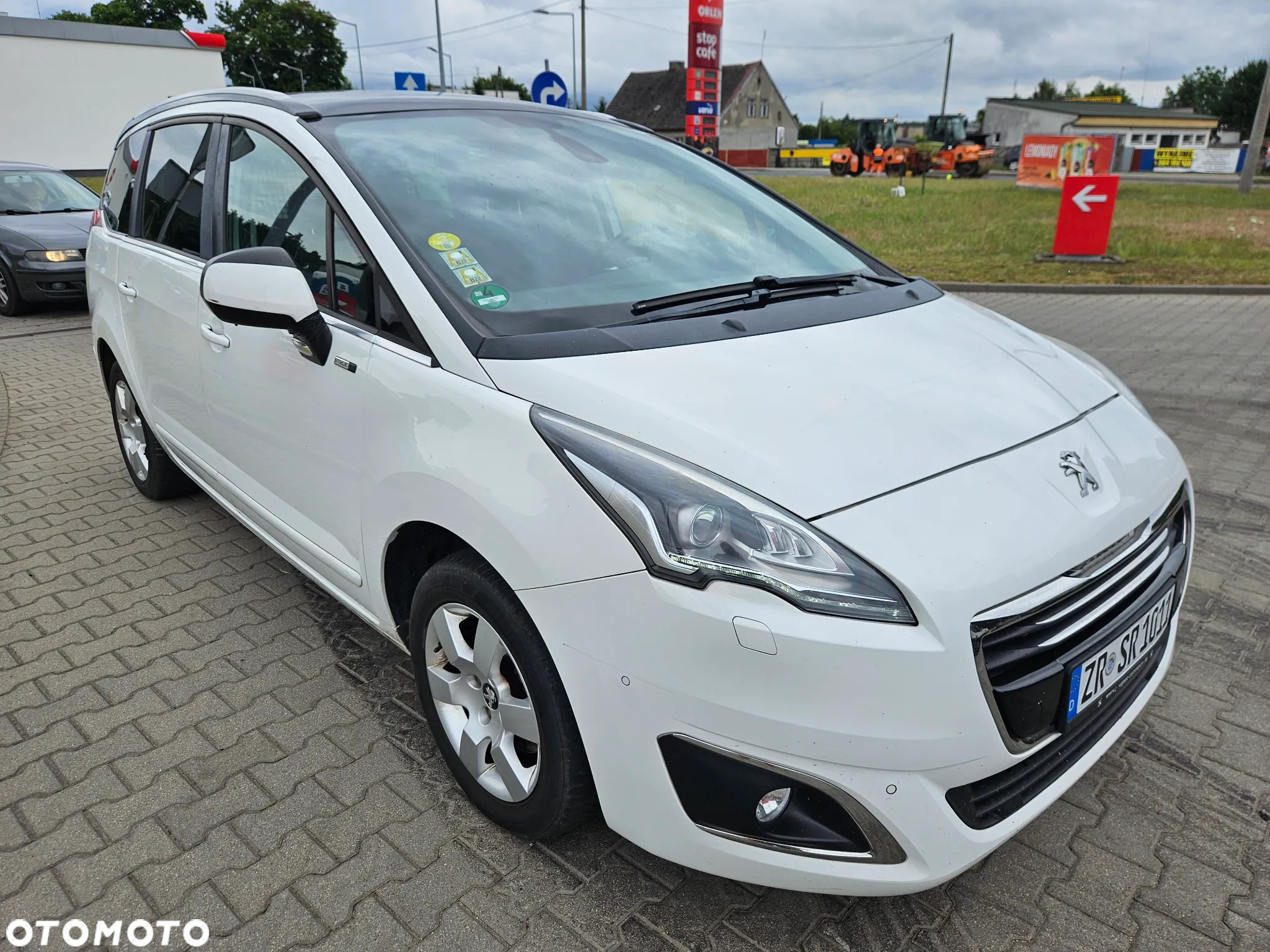 Peugeot 5008 1.6 BlueHDi Style 7os - 7