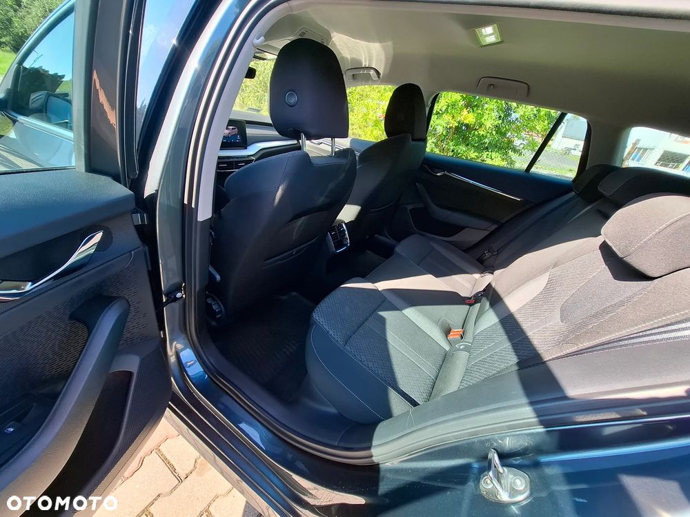 Skoda Octavia 2.0 TDI Style DSG - 16