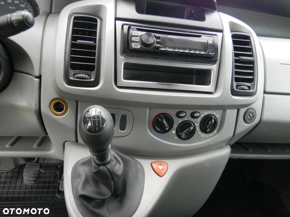 Renault Trafic - 20