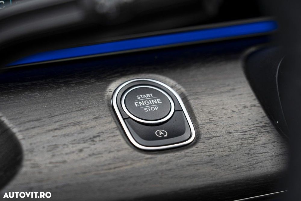 Mercedes-Benz V - 26