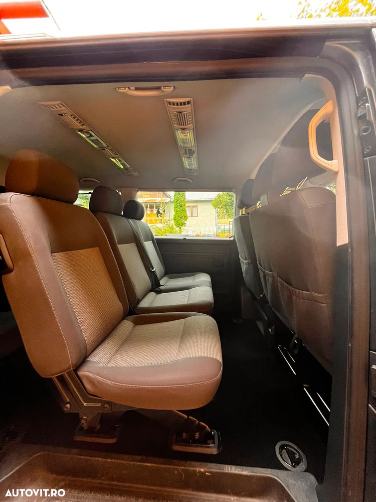 Volkswagen Caravelle - 7