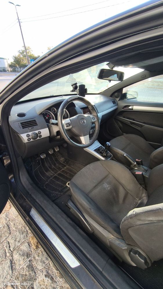 Opel Astra GTC 1.9 CDTI - 8