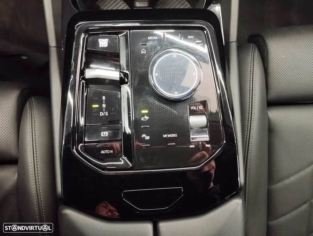 BMW 520 d Pack Desportivo M - 33