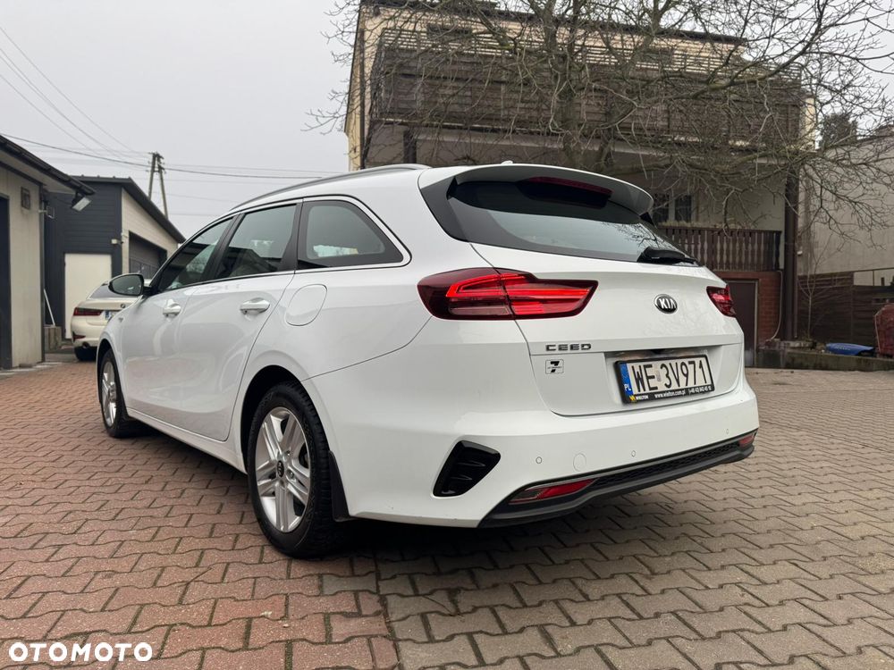 Kia Ceed 1.5 T-GDI L Business Line - 9