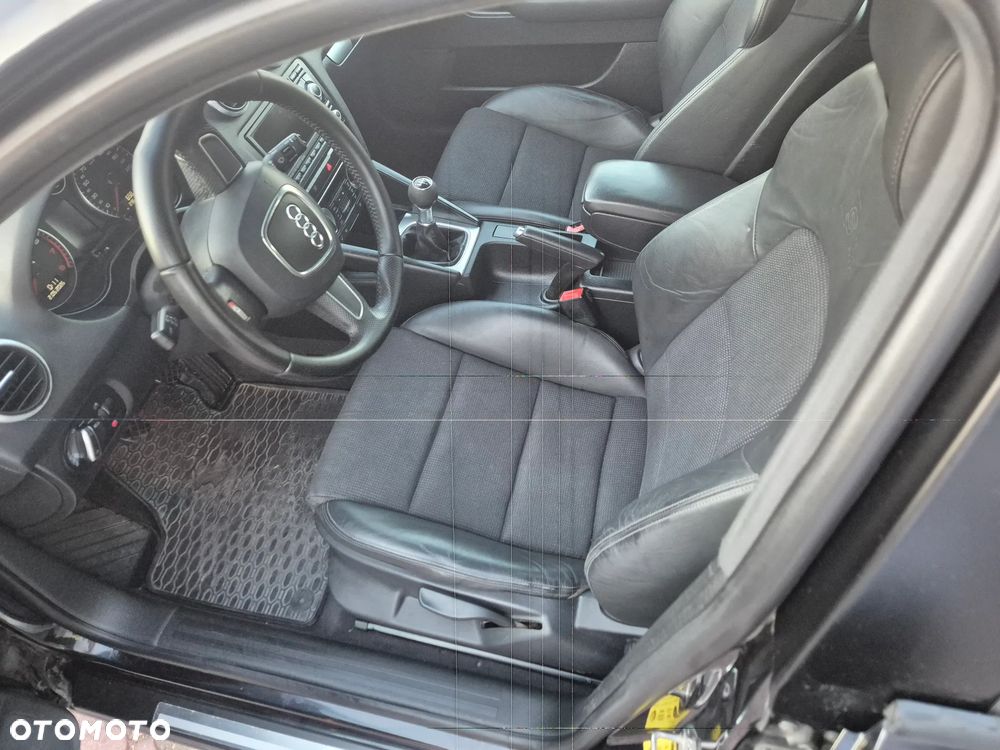 Audi A3 Sportback 1.8 TFSI S line Sportpaket Plus - 18