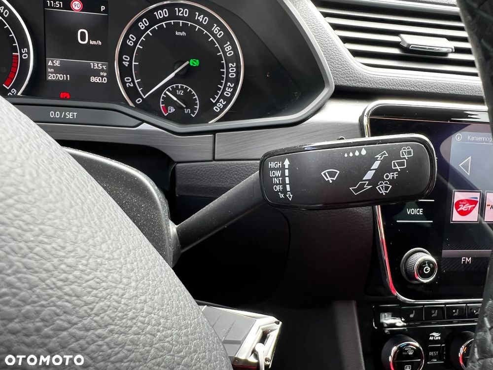 Skoda Superb 2.0 TDI DSG Style - 26