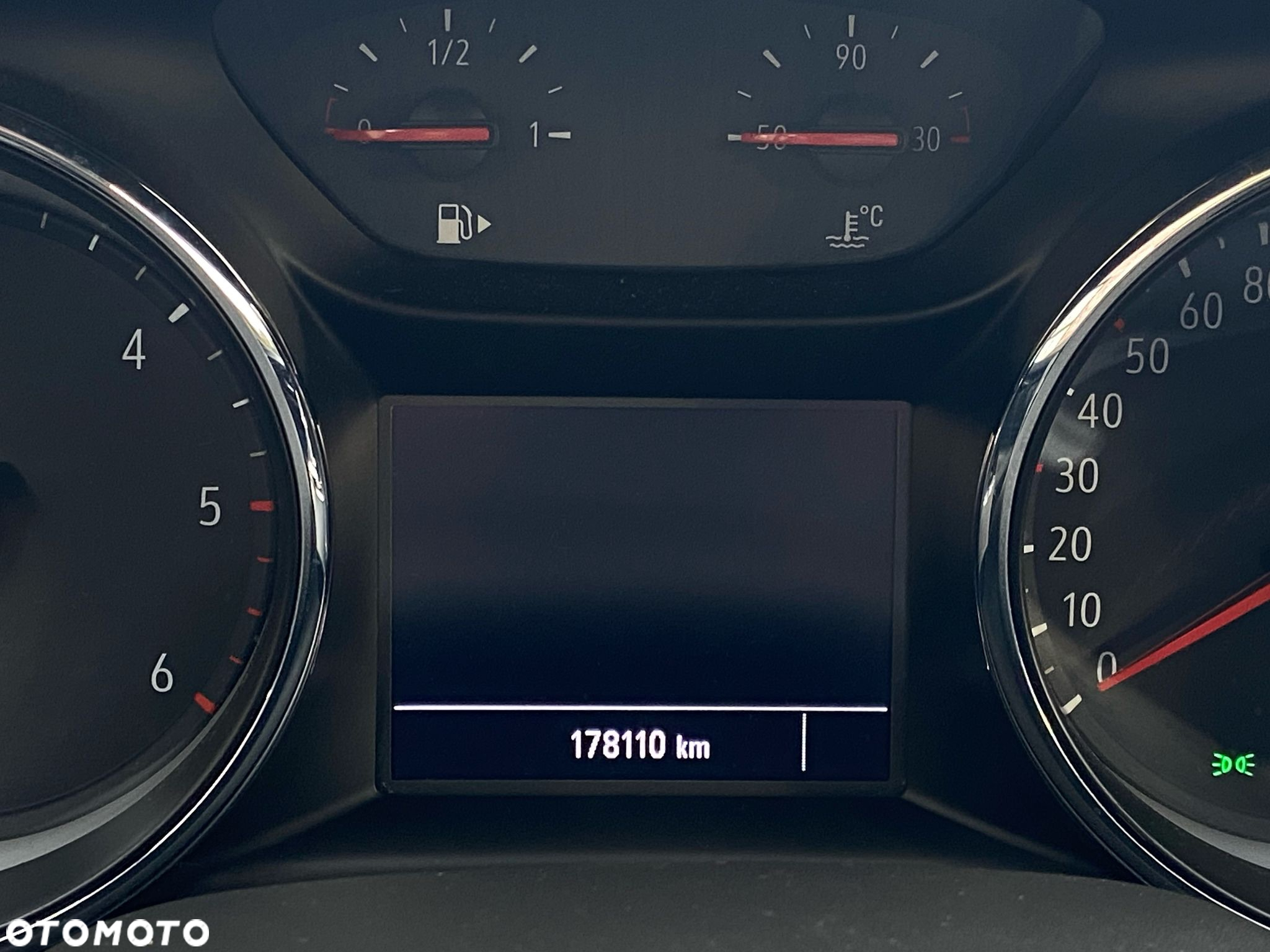 Opel Insignia 2.0 CDTI Elegance S&S - 18