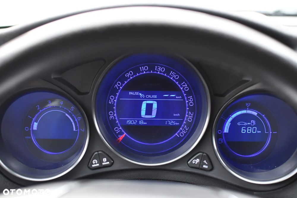 Citroën C4 1.6 HDi Impress - 12
