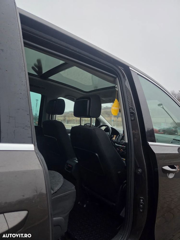 Volkswagen Sharan 2.0 TDI DSG BlueMotion Technology Highline - 15